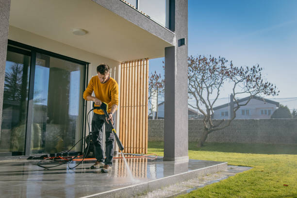 Best Driveway Pressure Washing  in Navarre, FL